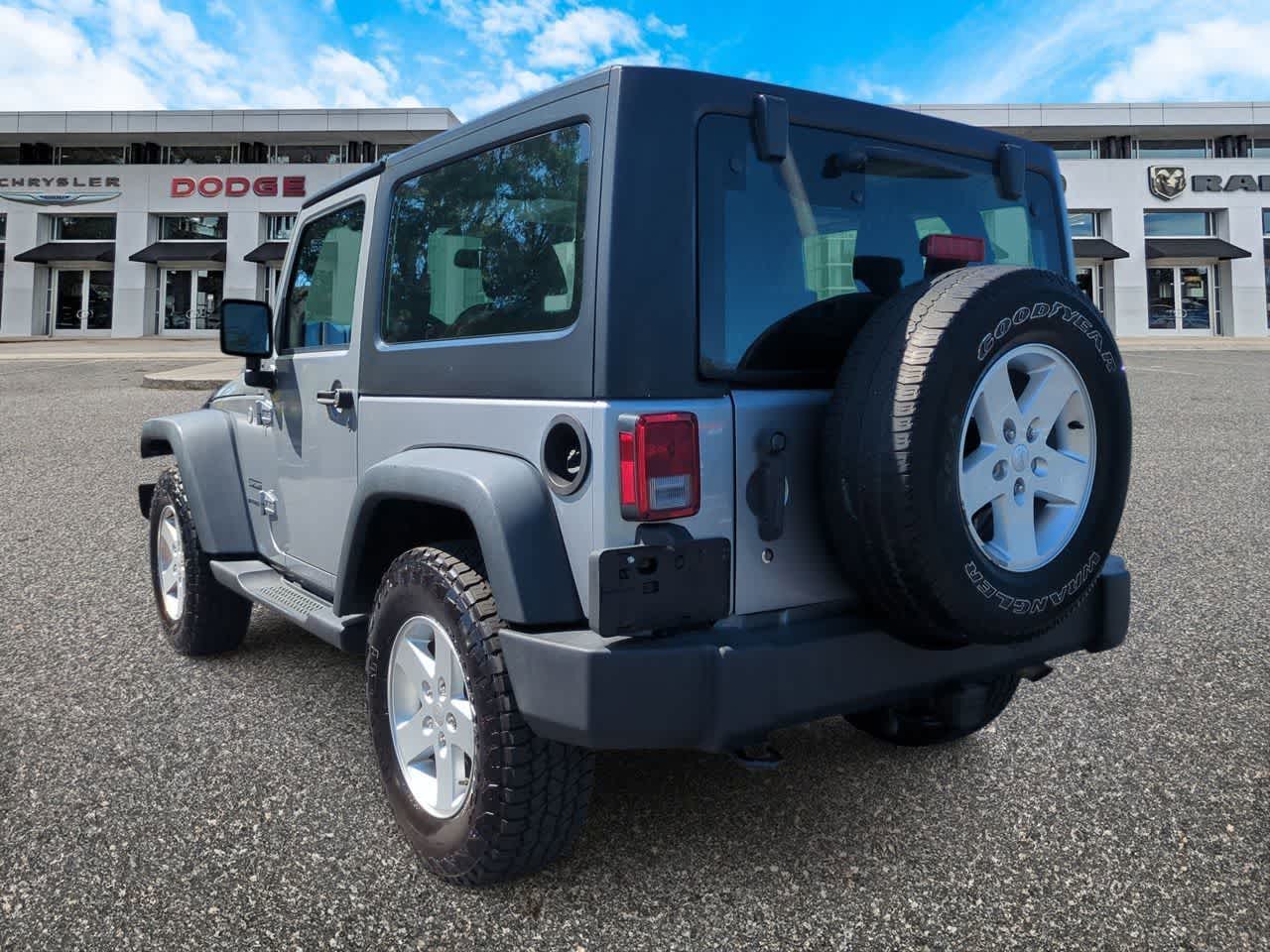 2017 Jeep Wrangler Sport 4x4