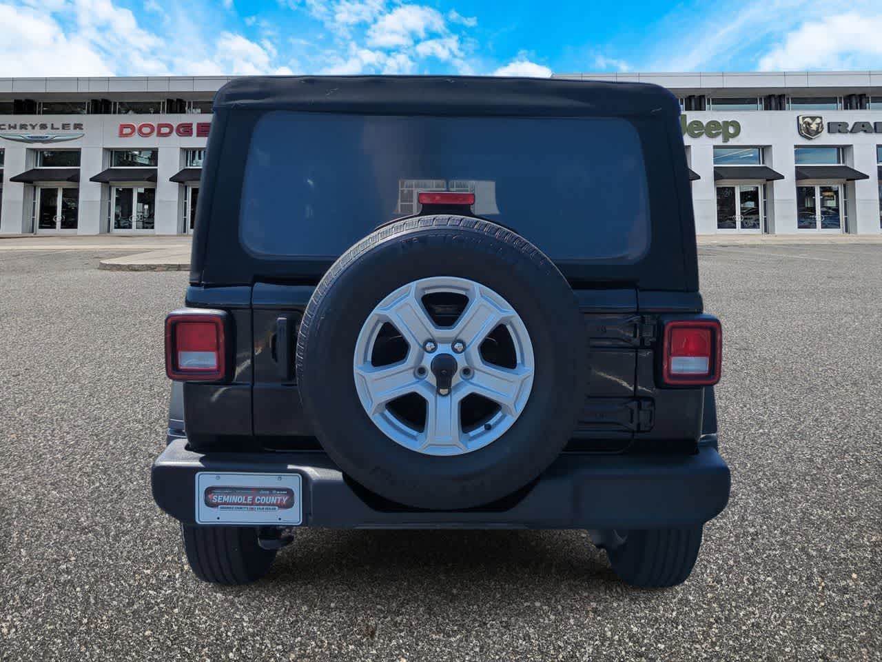 2022 Jeep Wrangler Sport S 4x4