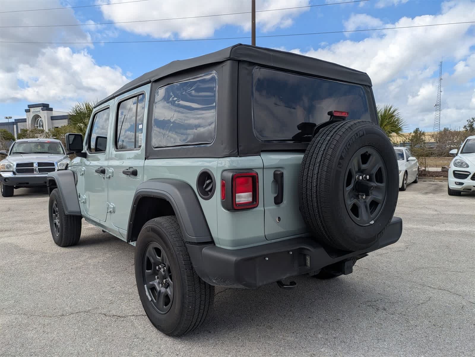 2023 Jeep Wrangler 4-Door Sport 4x4