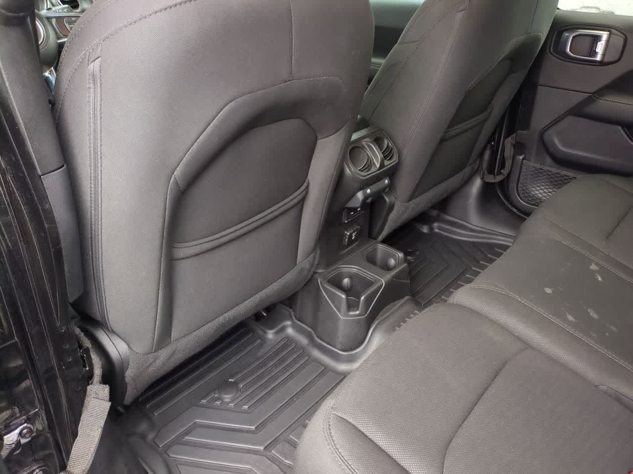 2020 Jeep Wrangler Unlimited Sahara 4X4