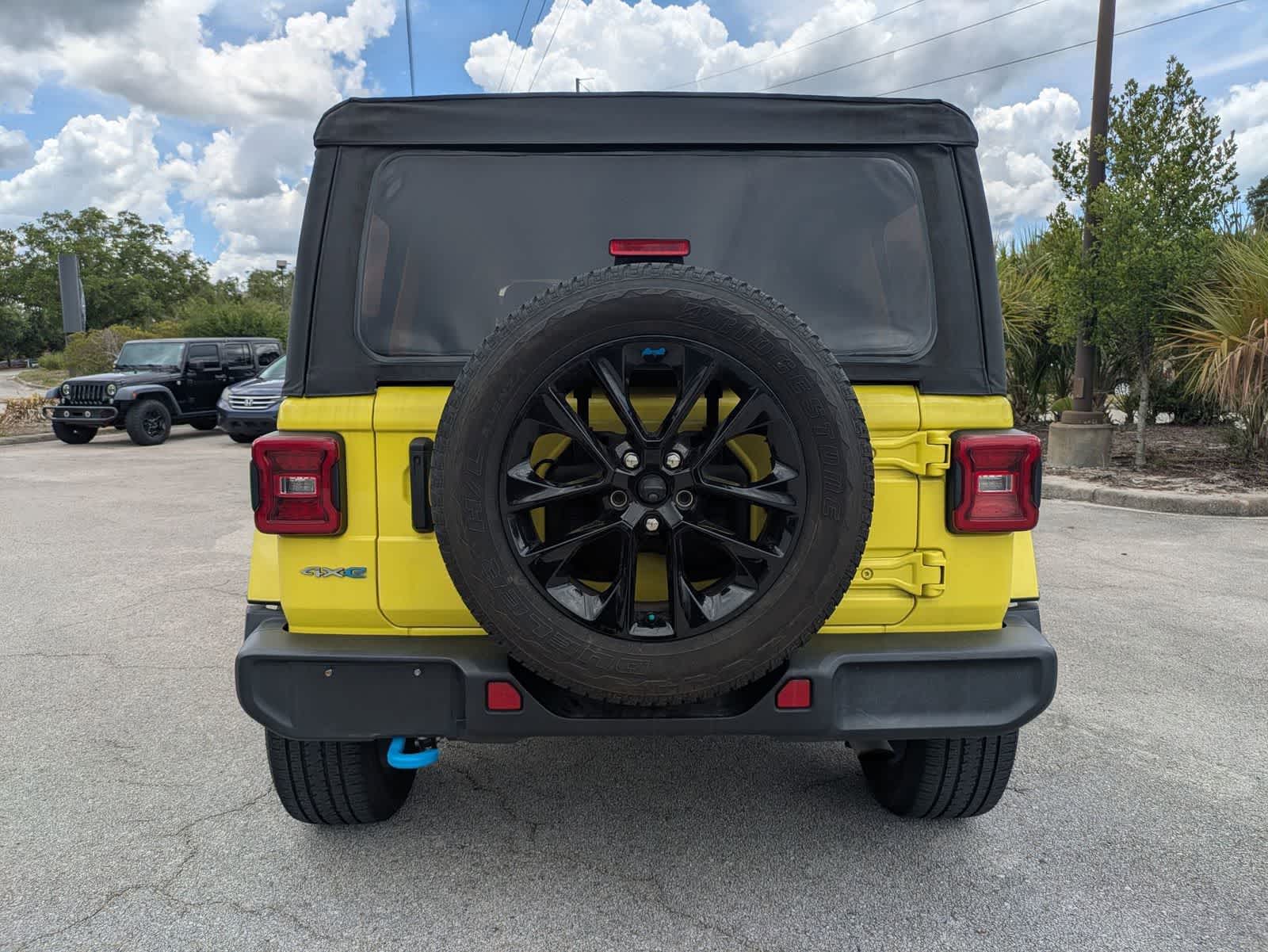 2023 Jeep Wrangler 4xe Sahara 4x4