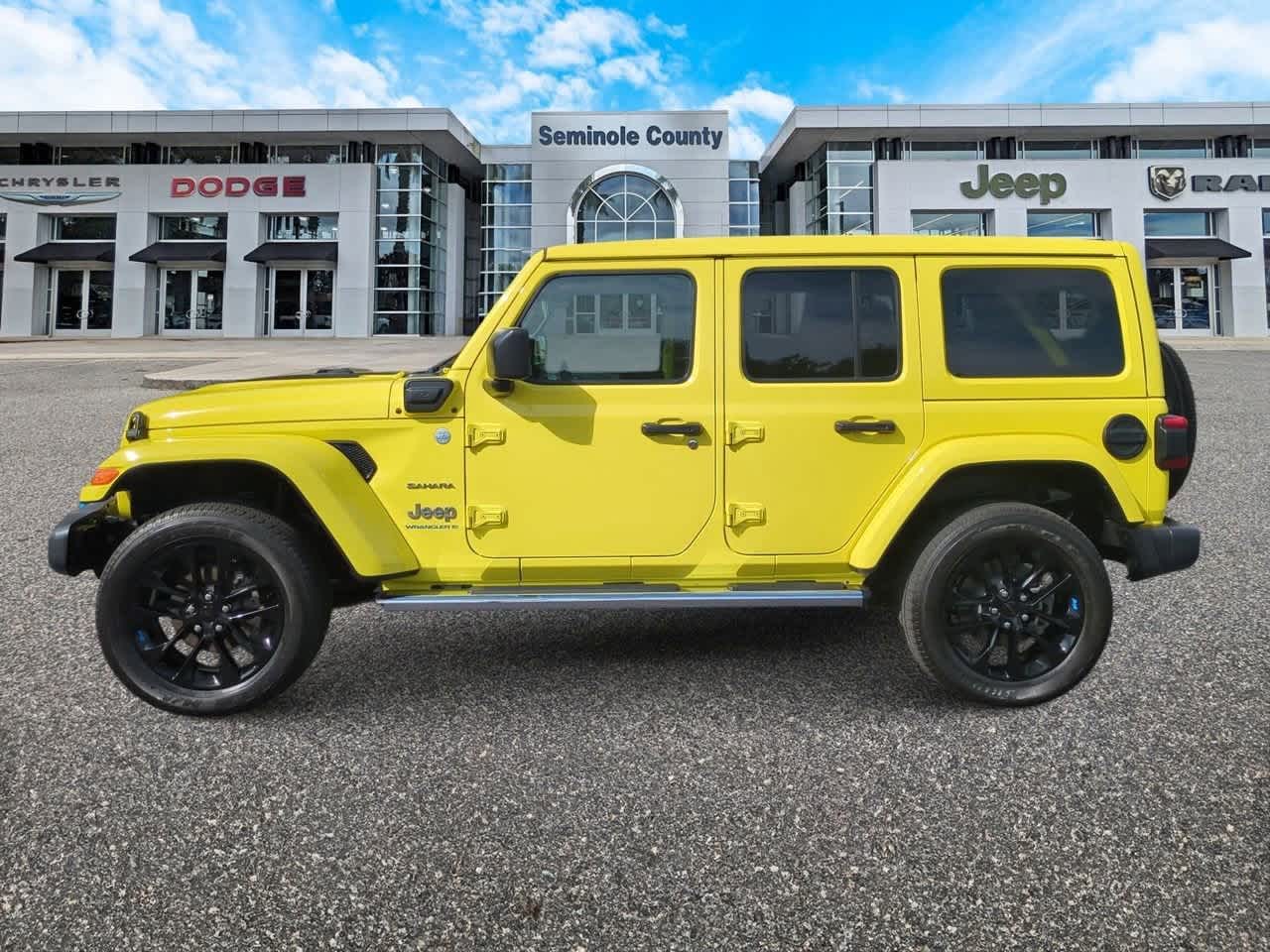 2023 Jeep Wrangler 4xe Sahara 4x4