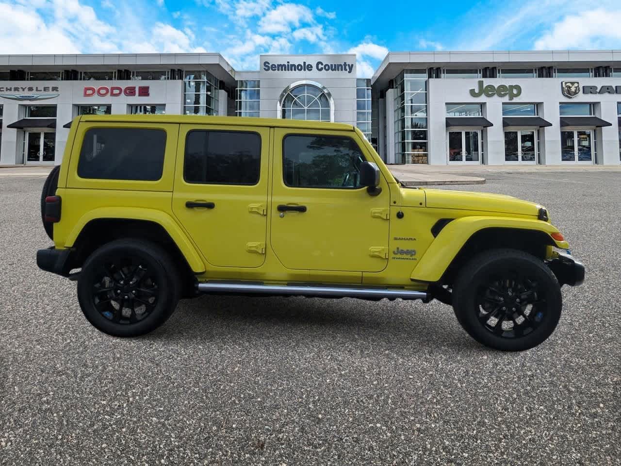 2023 Jeep Wrangler 4xe Sahara 4x4