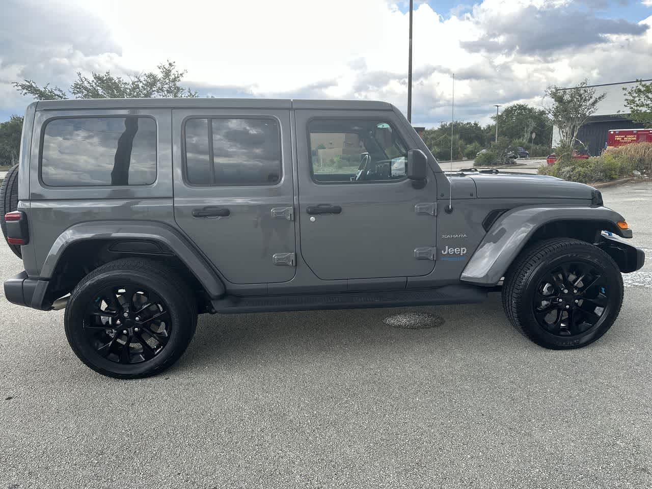 2022 Jeep Wrangler 4xe Unlimited Sahara 4x4
