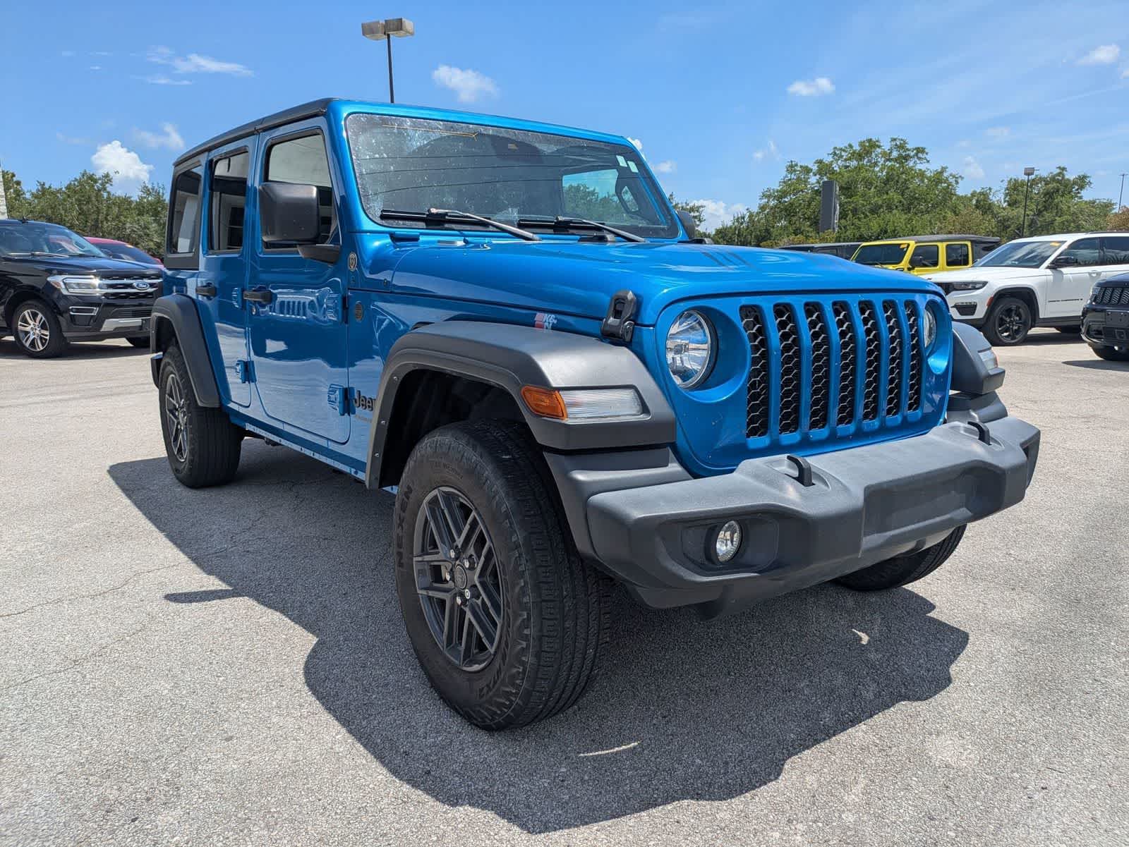 2024 Jeep Wrangler 4-Door Sport S 4x4
