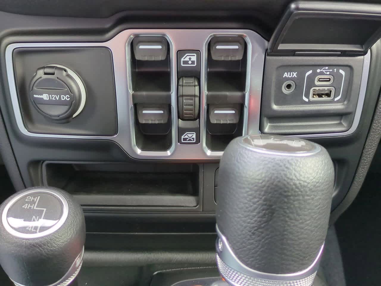 2025 Jeep Wrangler WRANGLER 4-DOOR SPORT