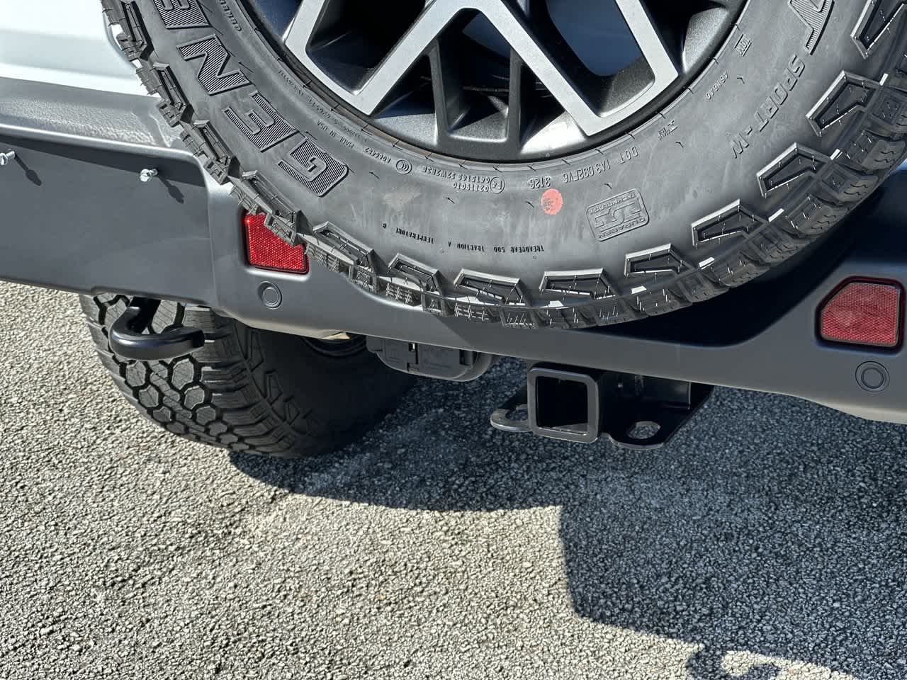 2027 Jeep Wrangler WRANGLER 4-DOOR SAHARA