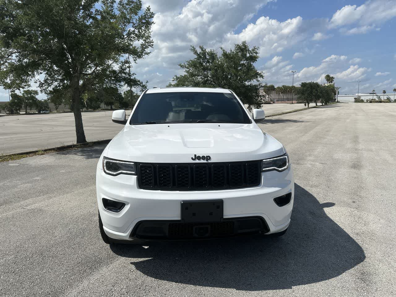 2020 Jeep Grand Cherokee Altitude 4x2