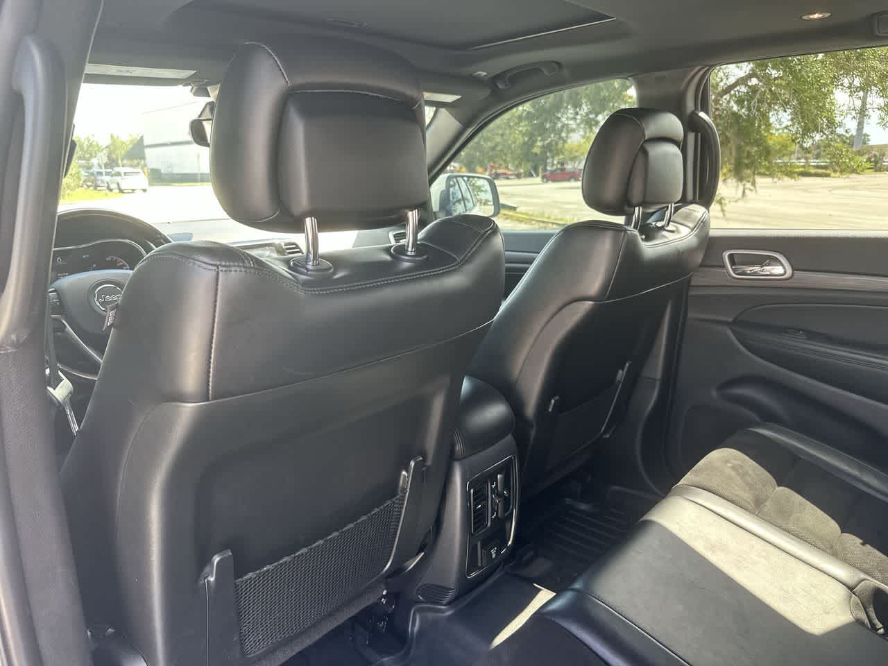 2020 Jeep Grand Cherokee Altitude 4x2