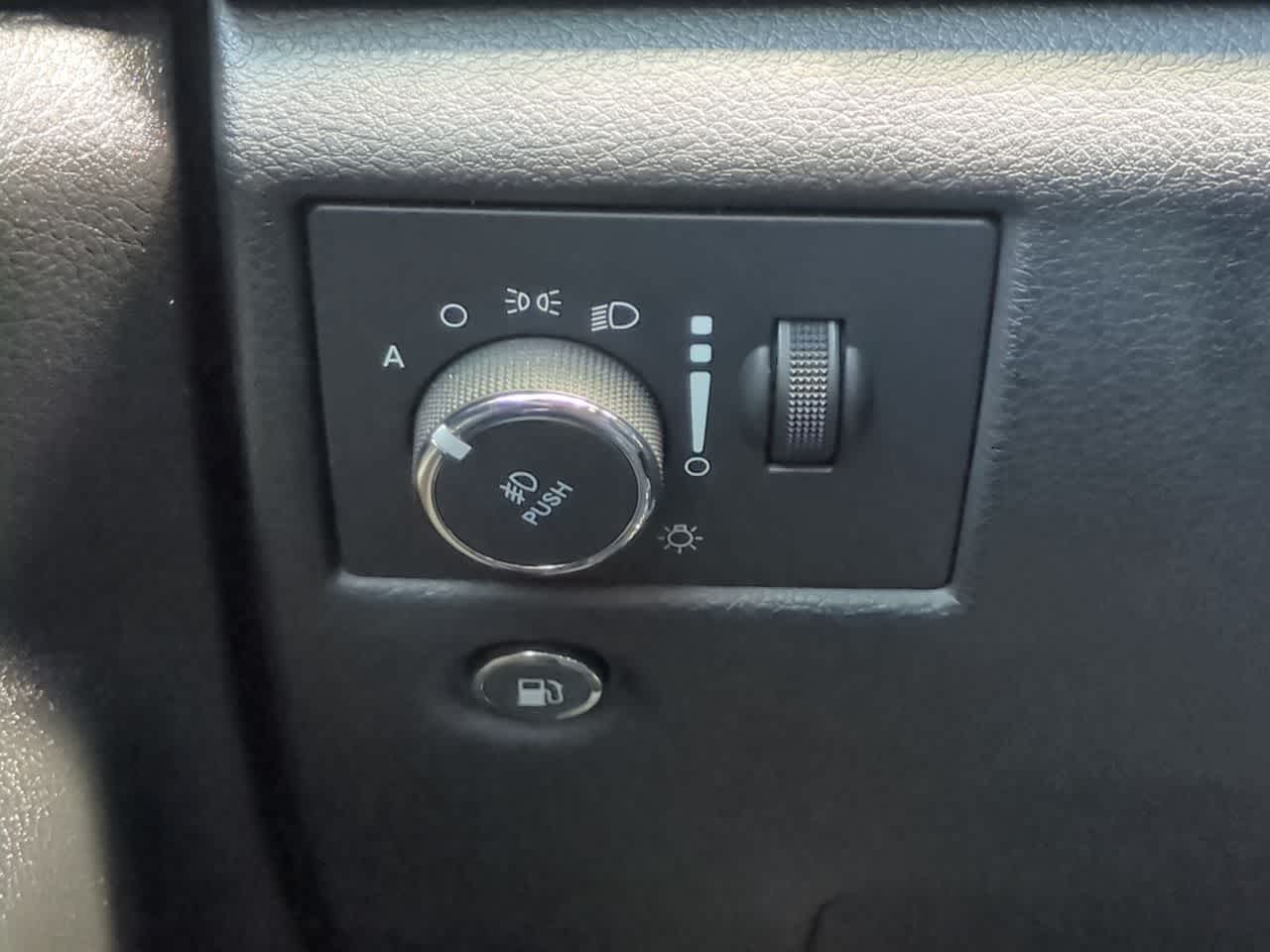 2022 Jeep Grand Cherokee WK Laredo X 4x2