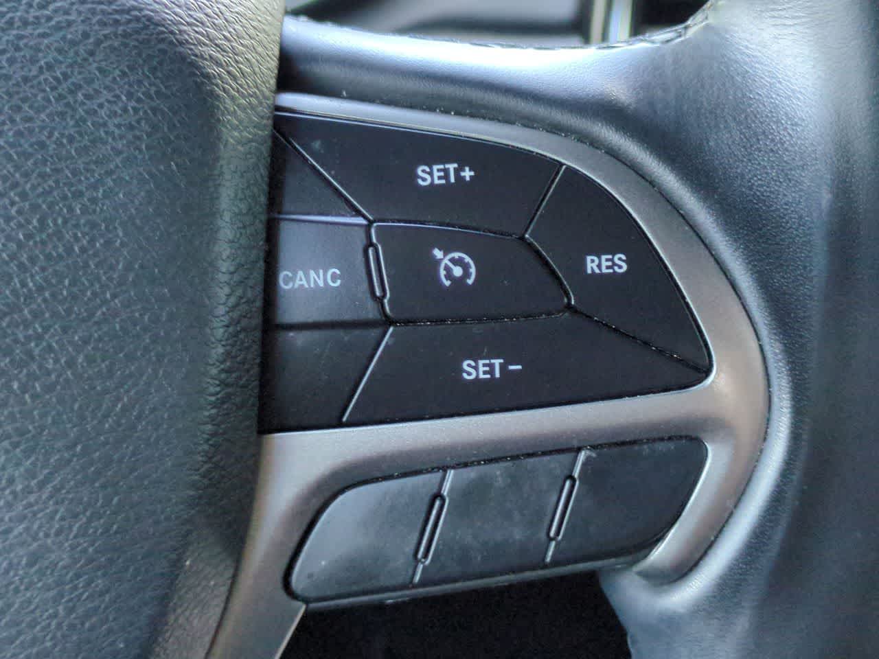 2022 Jeep Grand Cherokee WK Laredo X 4x2