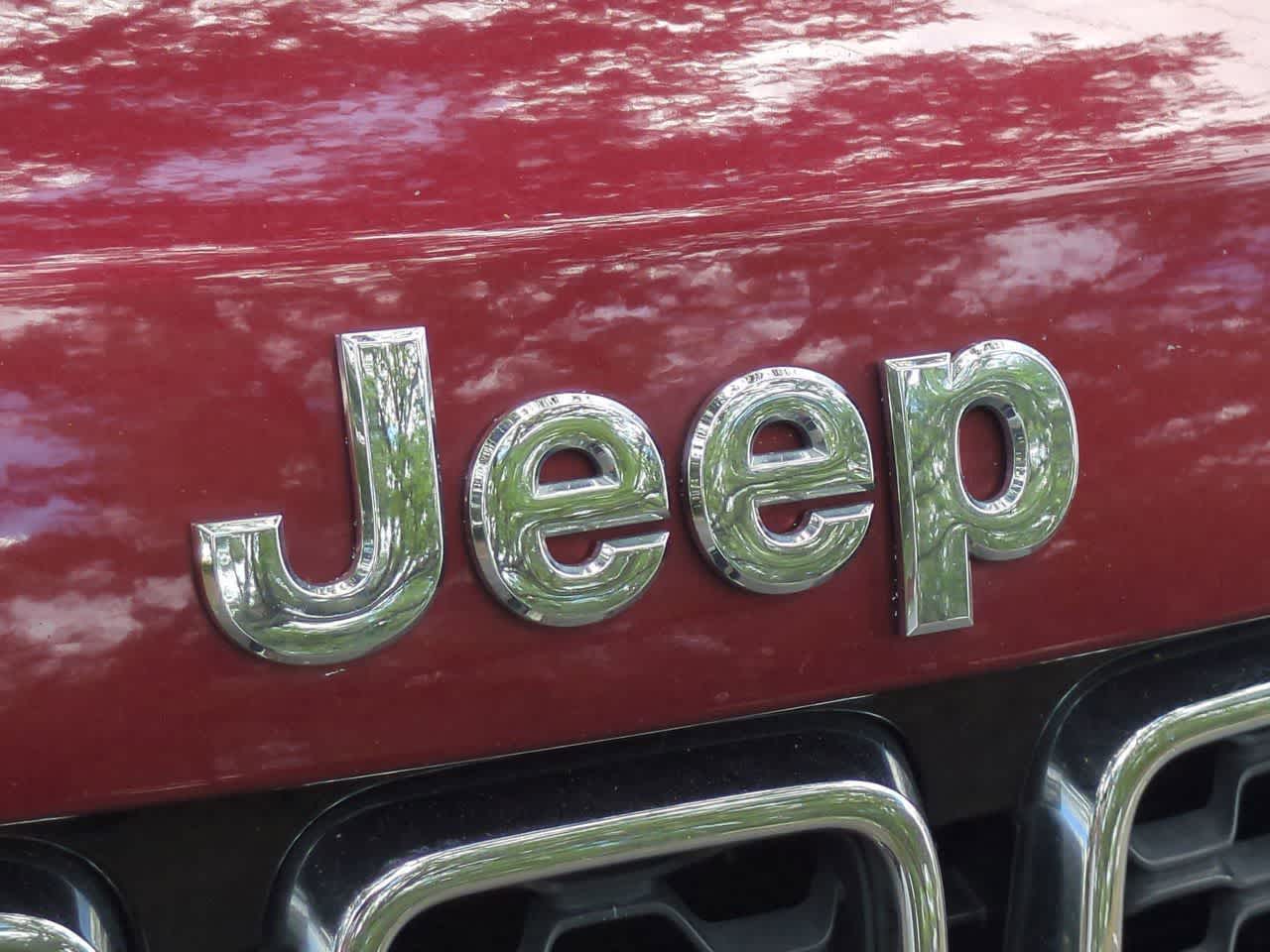 2019 Jeep Grand Cherokee Laredo E 4x2
