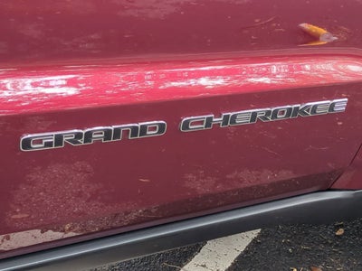 2019 Jeep Grand Cherokee Laredo E 4x2