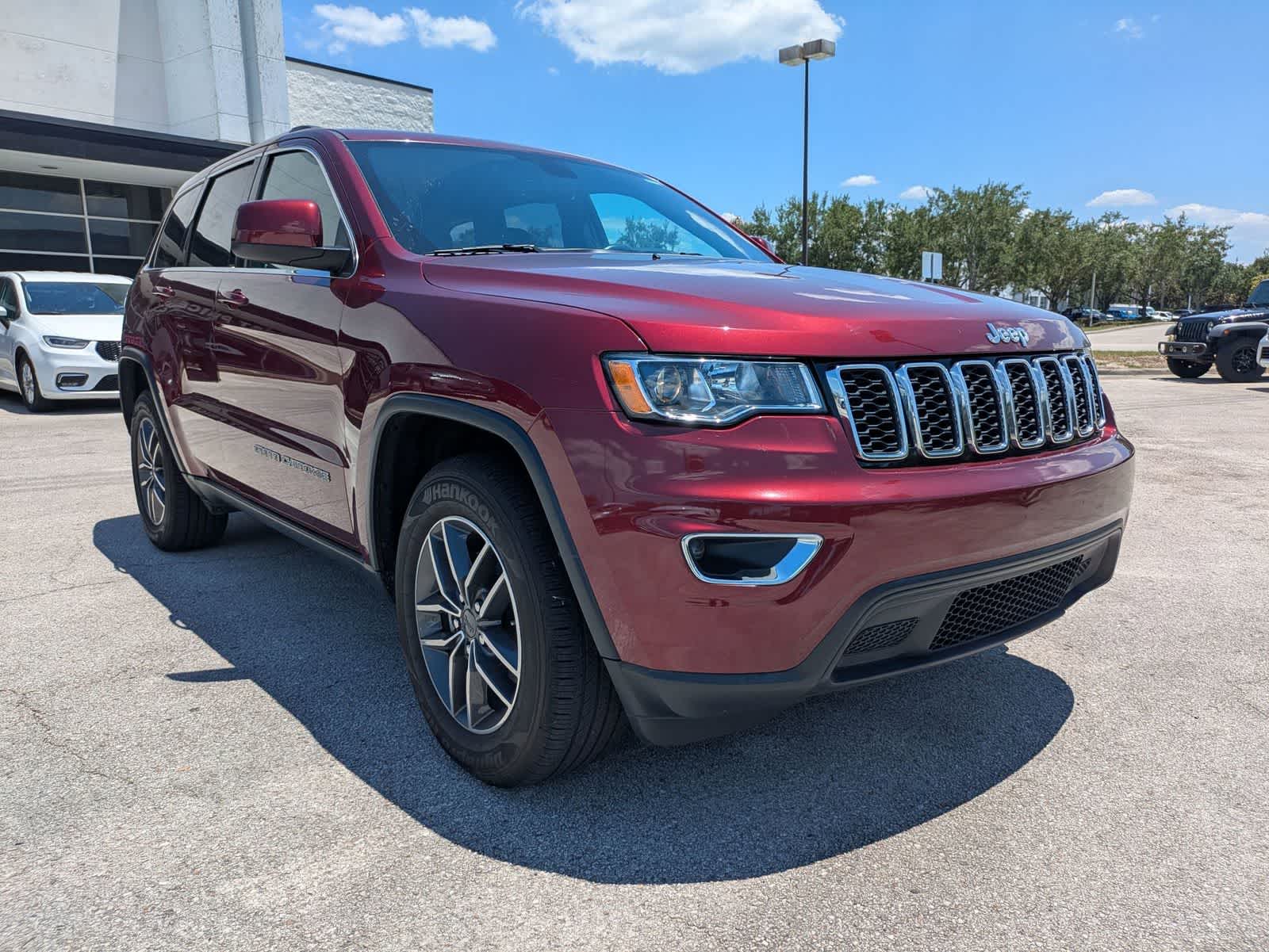 2019 Jeep Grand Cherokee Laredo E 4x2