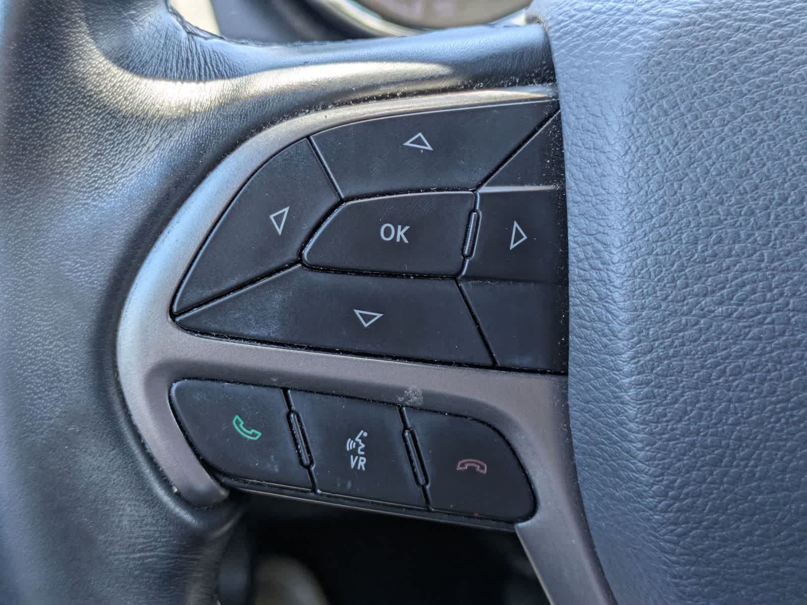 2019 Jeep Grand Cherokee Laredo E 4x2