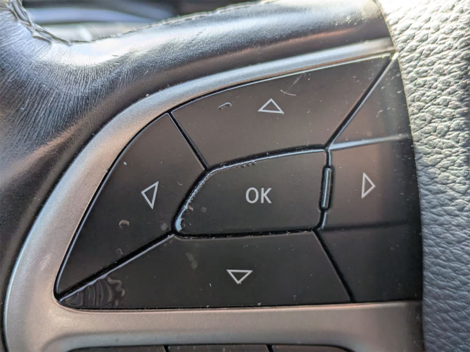 2019 Jeep Grand Cherokee Overland 4x2