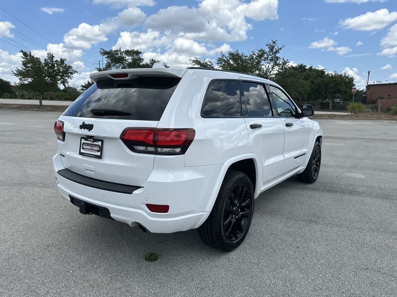 2021 Jeep Grand Cherokee Laredo X 4x4