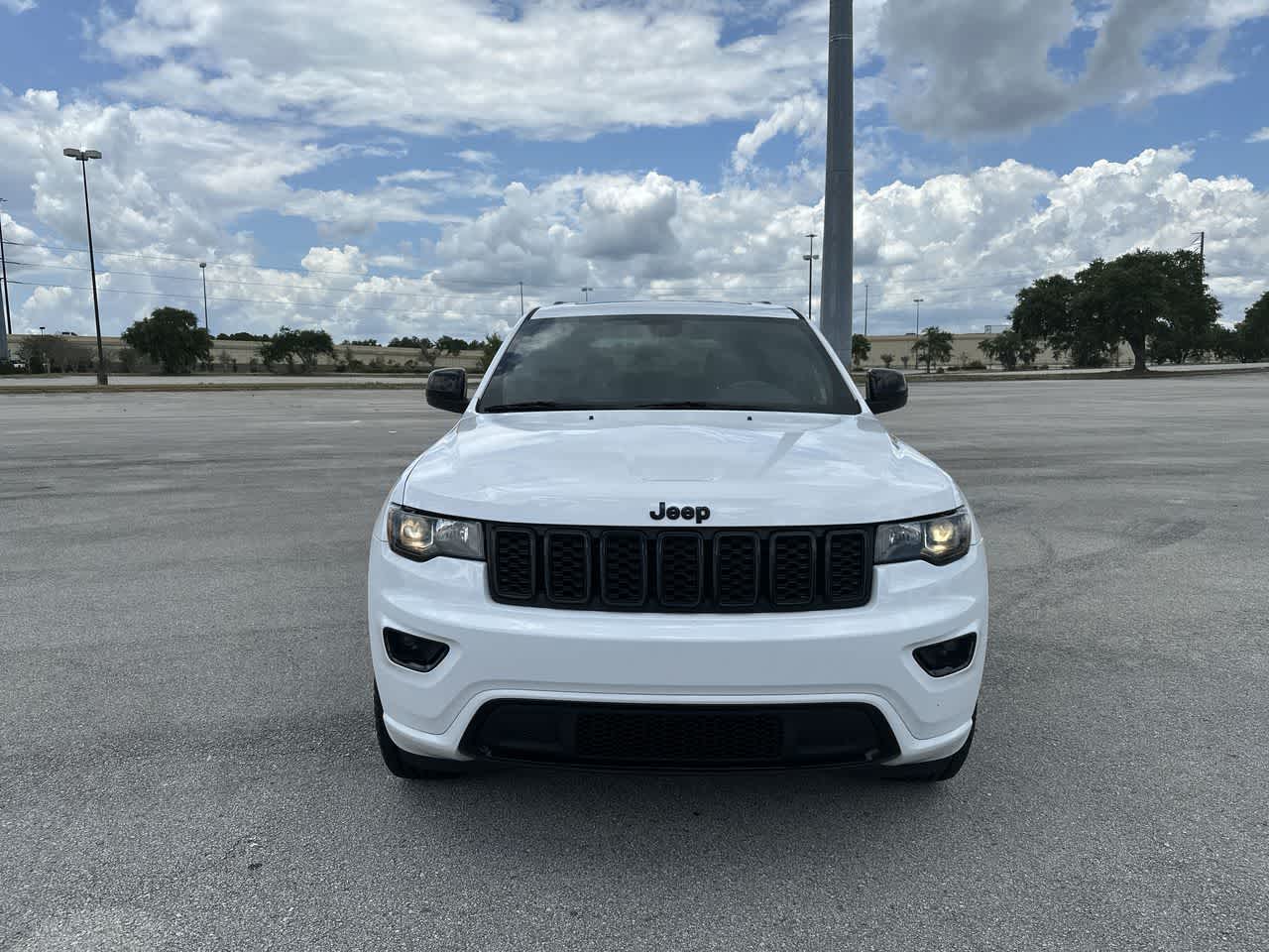 2021 Jeep Grand Cherokee Laredo X 4x4