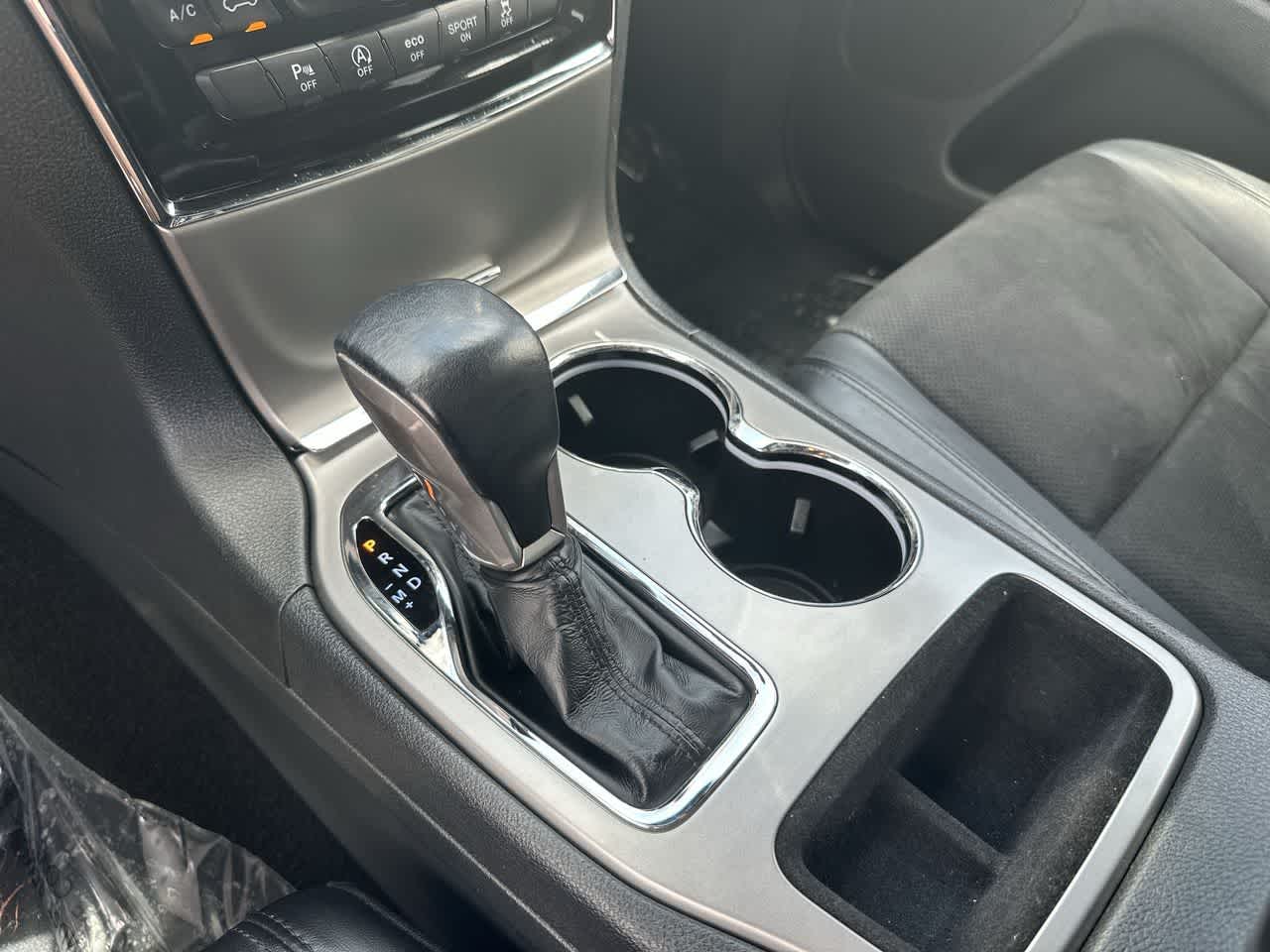2021 Jeep Grand Cherokee Laredo X 4x4