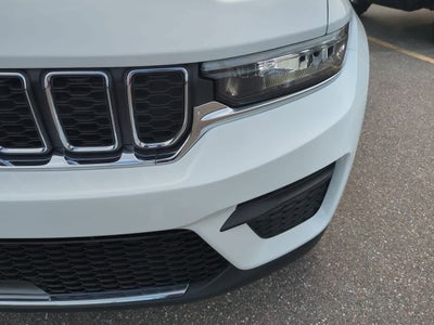 2025 Jeep Grand Cherokee GRAND CHEROKEE LAREDO 4X2