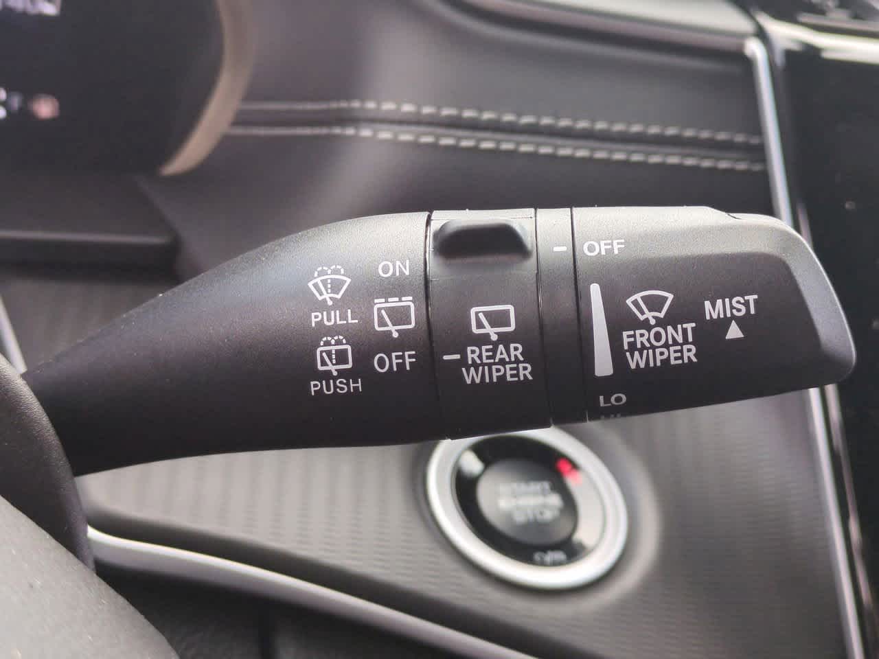 2025 Jeep Grand Cherokee GRAND CHEROKEE LAREDO 4X2