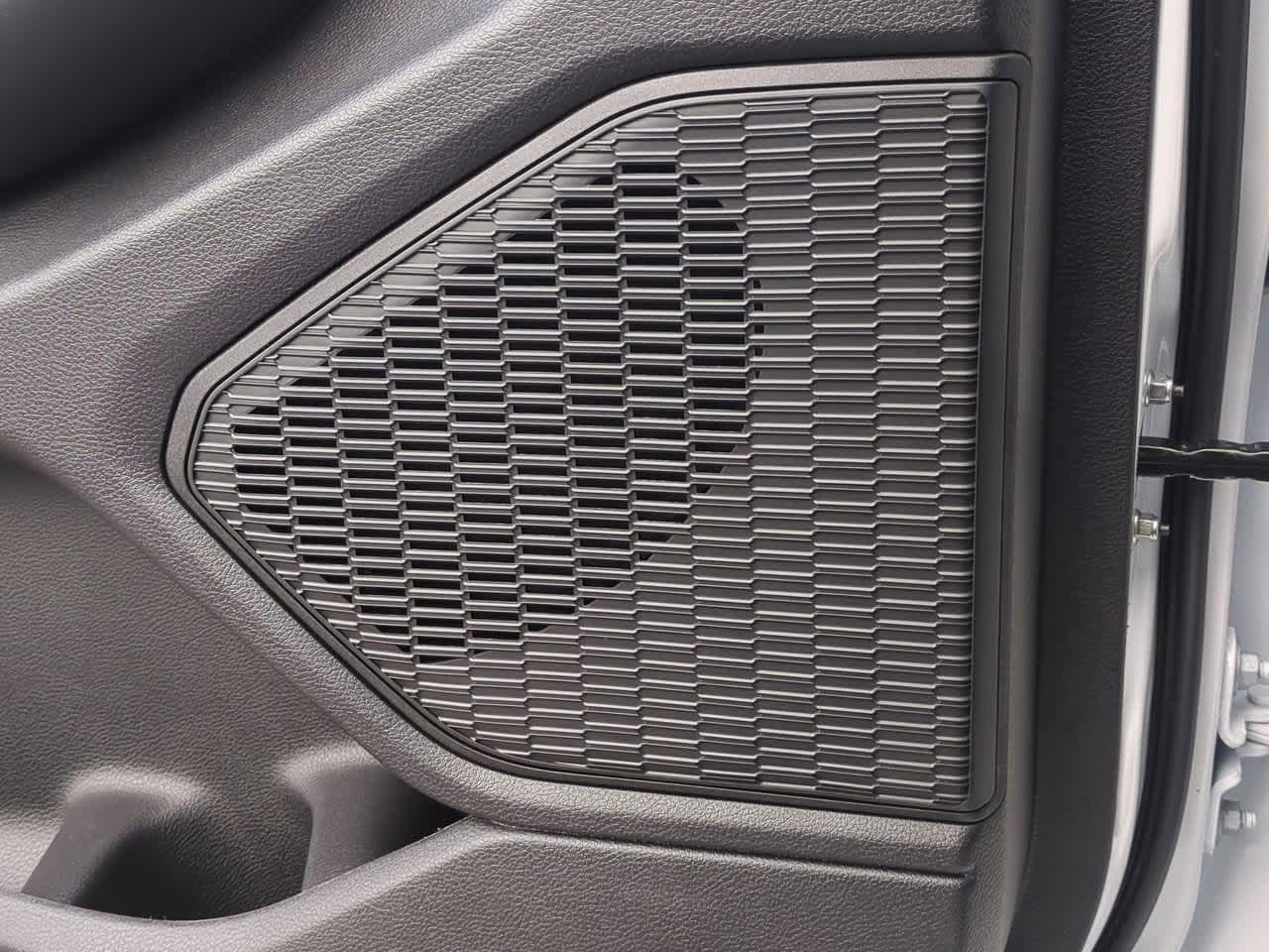 2025 Jeep Grand Cherokee GRAND CHEROKEE LAREDO 4X2