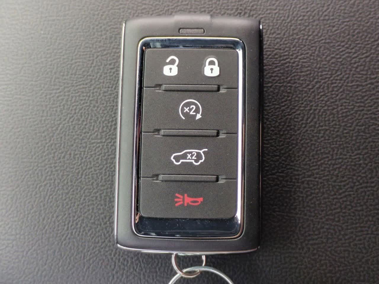 2025 Jeep Grand Cherokee GRAND CHEROKEE LAREDO 4X2