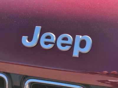 2025 Jeep Grand Cherokee GRAND CHEROKEE LAREDO X 4X2