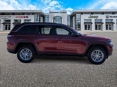 2025 Jeep Grand Cherokee GRAND CHEROKEE LAREDO X 4X2