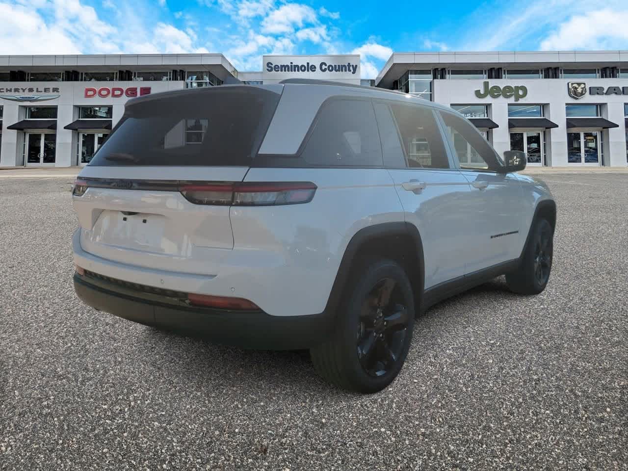 2025 Jeep Grand Cherokee GRAND CHEROKEE ALTITUDE X 4X2