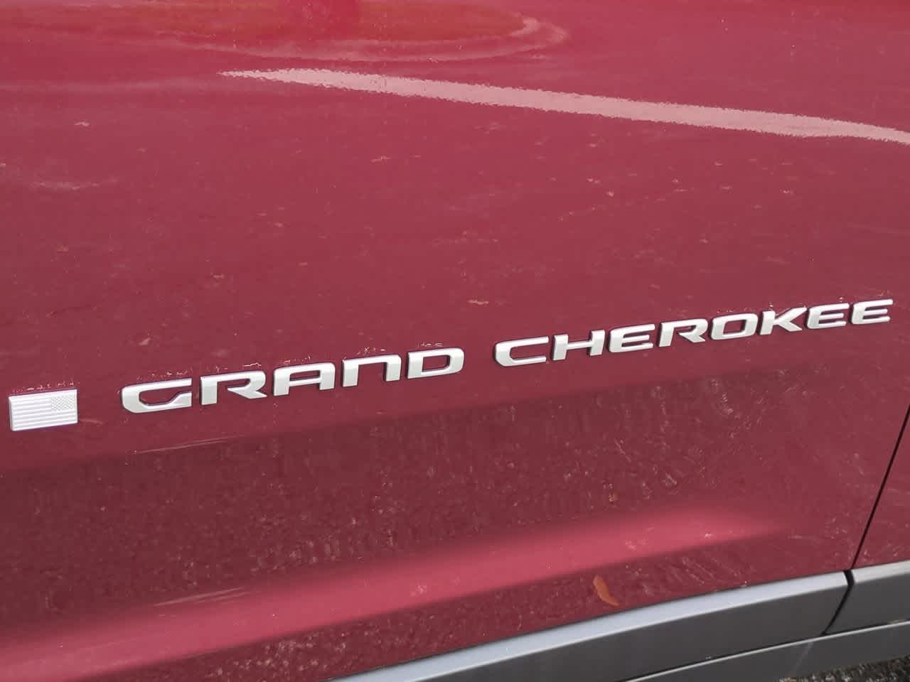 2025 Jeep Grand Cherokee GRAND CHEROKEE LAREDO 4X2