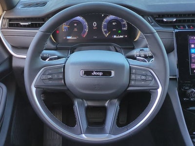 2025 Jeep Grand Cherokee GRAND CHEROKEE LAREDO X 4X2