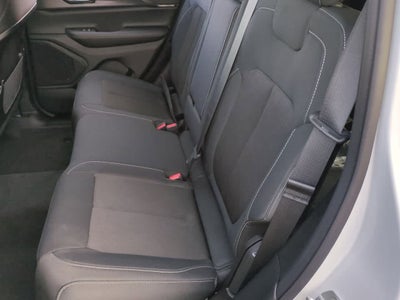 2025 Jeep Grand Cherokee GRAND CHEROKEE LAREDO 4X2