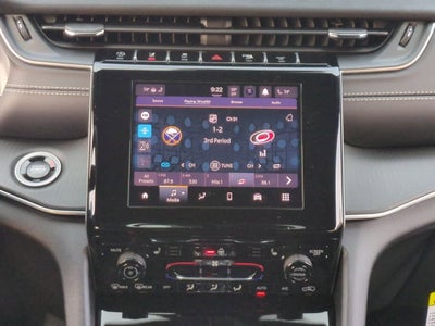 2025 Jeep Grand Cherokee GRAND CHEROKEE LAREDO 4X2