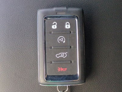 2025 Jeep Grand Cherokee GRAND CHEROKEE LAREDO 4X2