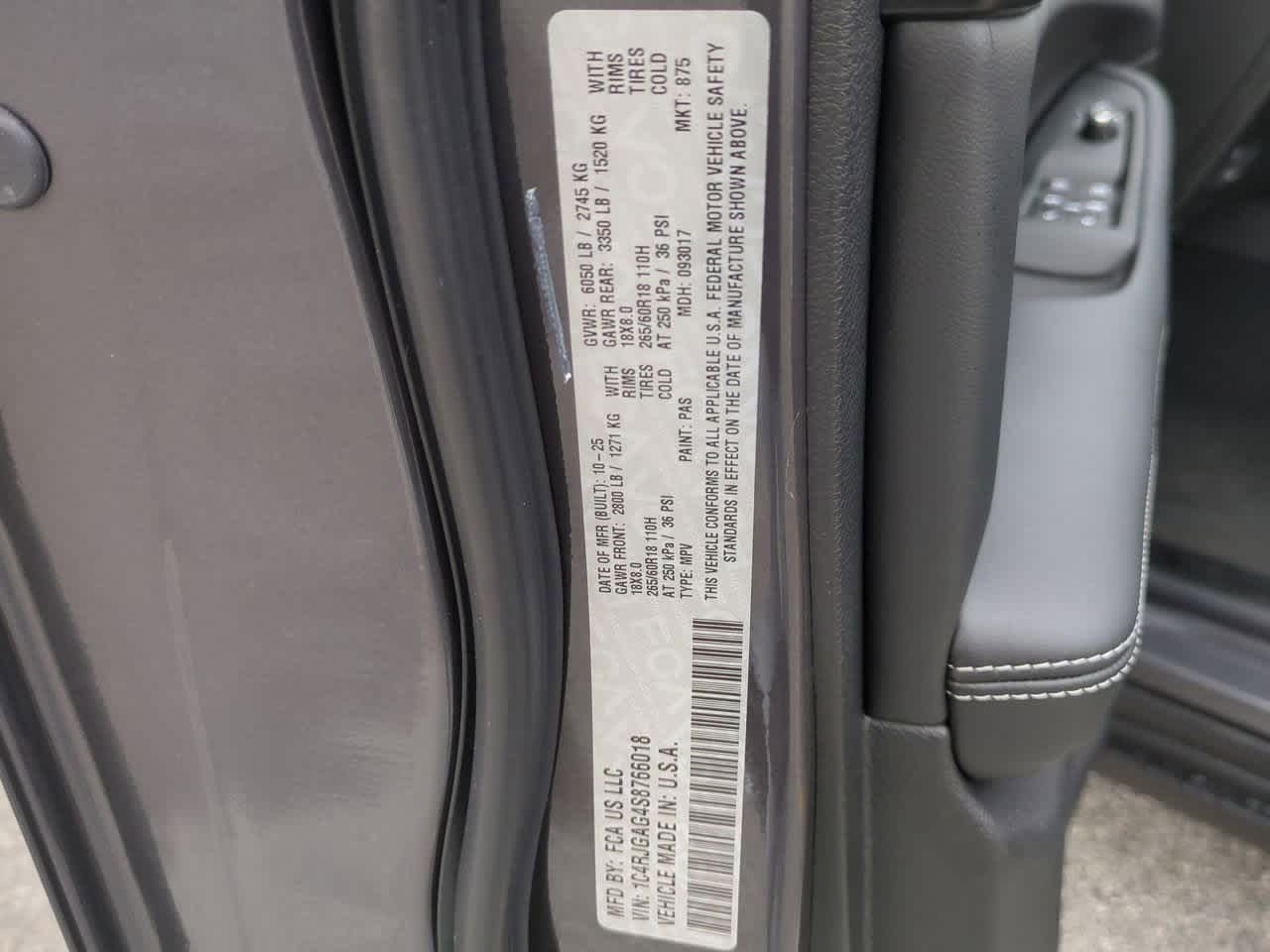 2025 Jeep Grand Cherokee GRAND CHEROKEE LAREDO X 4X2