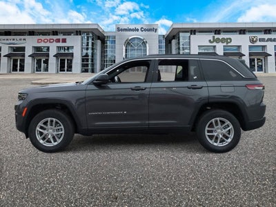 2025 Jeep Grand Cherokee GRAND CHEROKEE LAREDO X 4X2