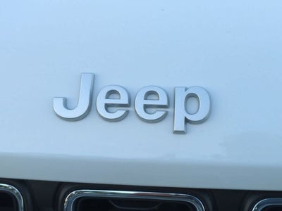 2025 Jeep Grand Cherokee GRAND CHEROKEE LAREDO X 4X2