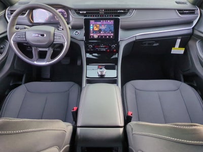 2025 Jeep Grand Cherokee GRAND CHEROKEE LAREDO X 4X2