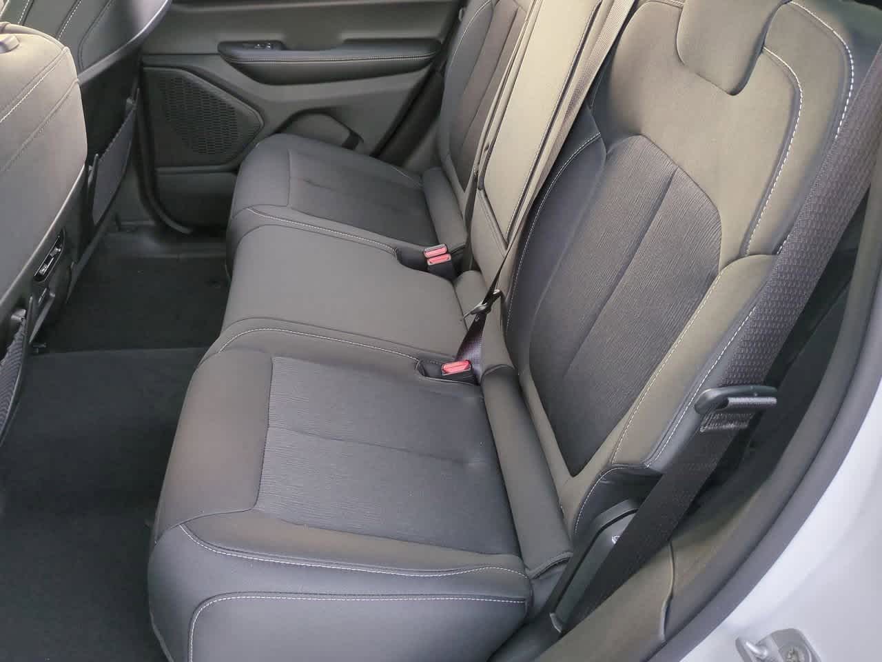 2025 Jeep Grand Cherokee GRAND CHEROKEE LAREDO X 4X2