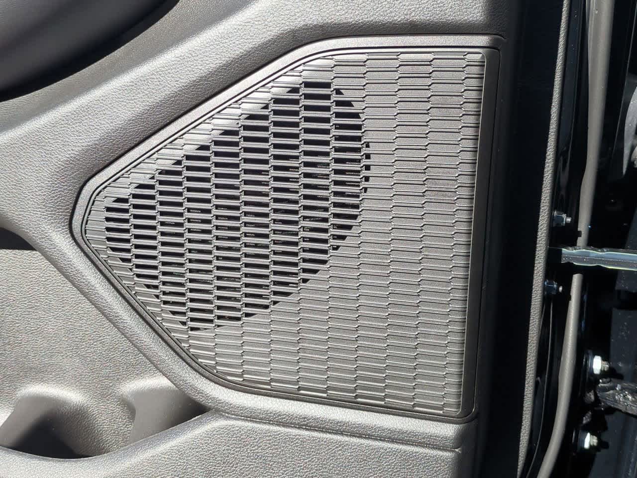 2025 Jeep Grand Cherokee GRAND CHEROKEE LAREDO 4X2