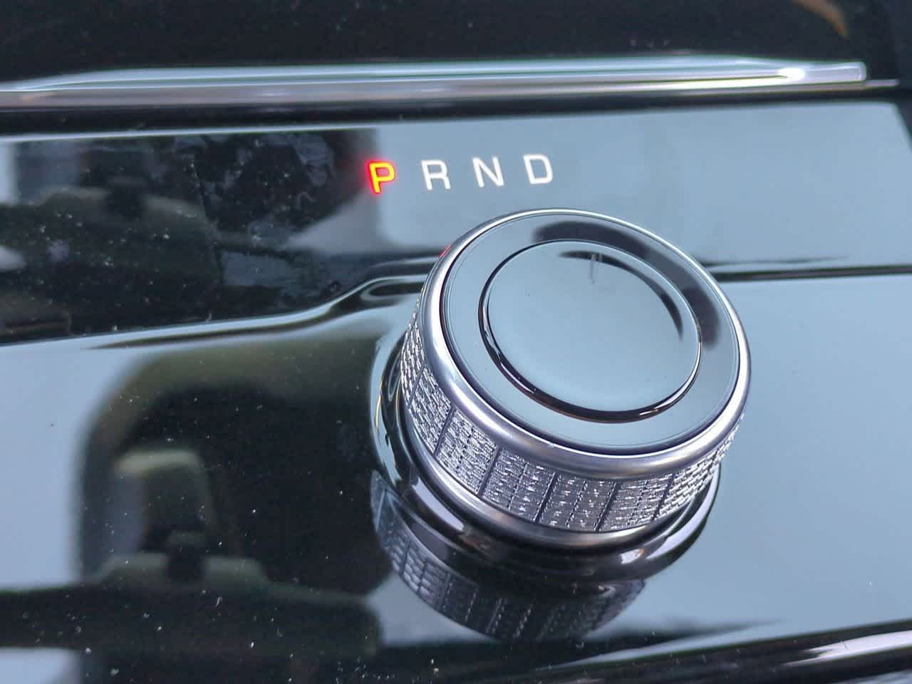 2025 Jeep Grand Cherokee GRAND CHEROKEE LAREDO 4X2