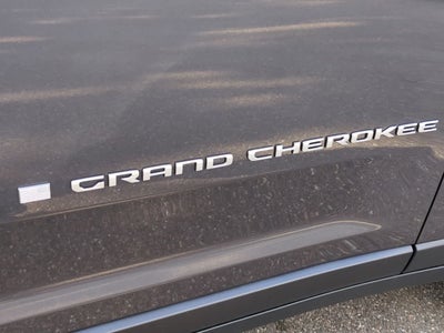 2025 Jeep Grand Cherokee GRAND CHEROKEE LAREDO X 4X2
