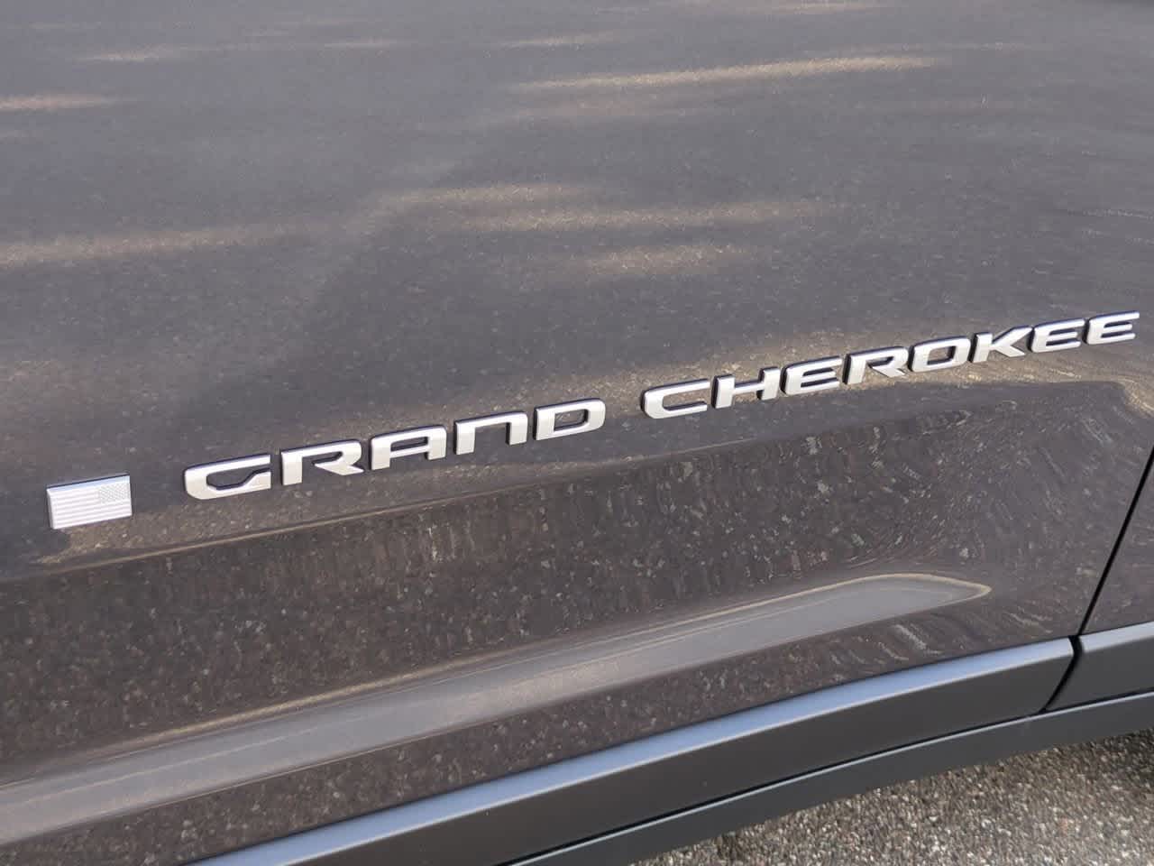 2025 Jeep Grand Cherokee GRAND CHEROKEE LAREDO X 4X2