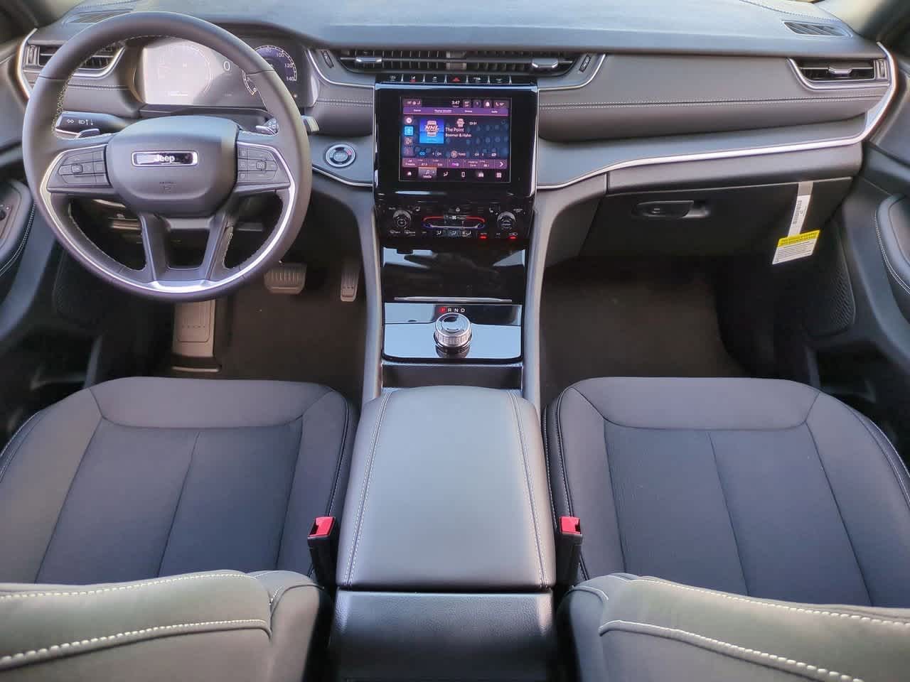 2025 Jeep Grand Cherokee GRAND CHEROKEE LAREDO X 4X2