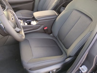 2025 Jeep Grand Cherokee GRAND CHEROKEE LAREDO X 4X2