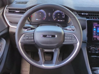 2025 Jeep Grand Cherokee GRAND CHEROKEE LAREDO X 4X2