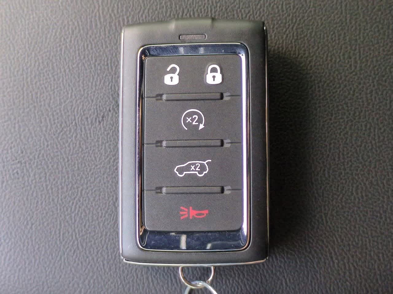 2025 Jeep Grand Cherokee GRAND CHEROKEE LAREDO X 4X2