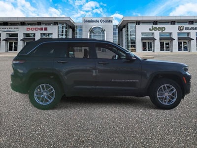 2025 Jeep Grand Cherokee GRAND CHEROKEE LAREDO X 4X2