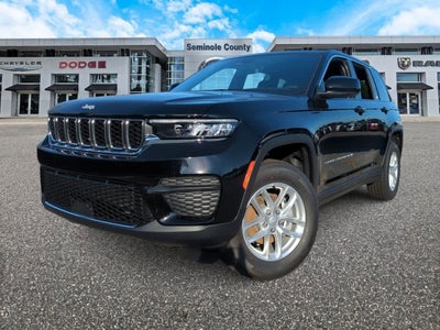 2025 Jeep Grand Cherokee GRAND CHEROKEE LAREDO X 4X2